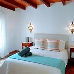 Casa Strelitzia Willa *